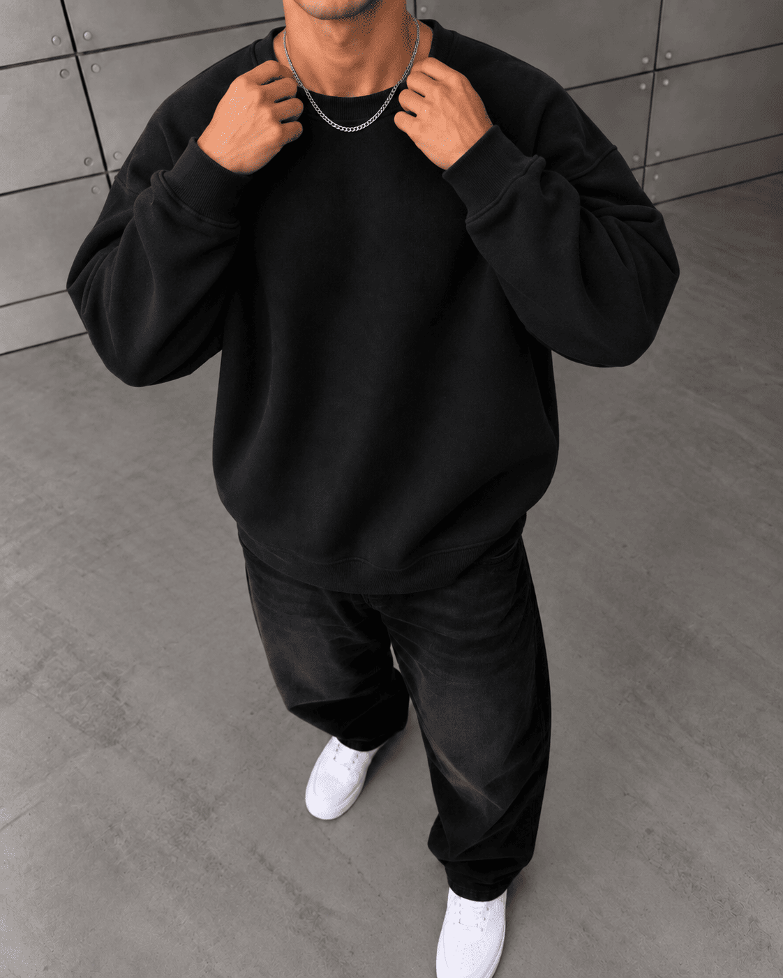 Basic Sweatshirt